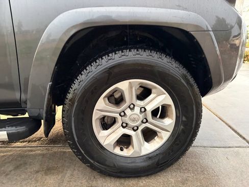 Used 2023 Toyota 4Runner SR5 AWD/4WD image 11