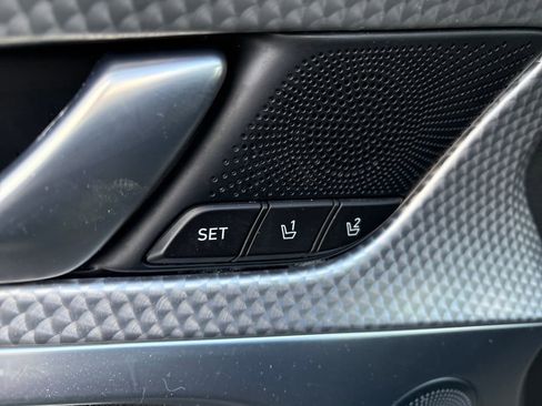 Used 2022 Genesis G70 3.3T w/ Sport Advanced Package image 13