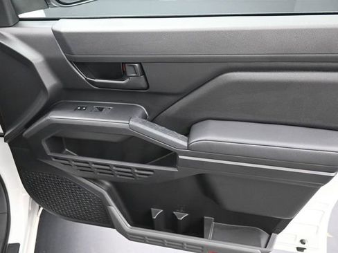 Used 2024 Toyota Tacoma SR w/ SR Upgrade Package image 32