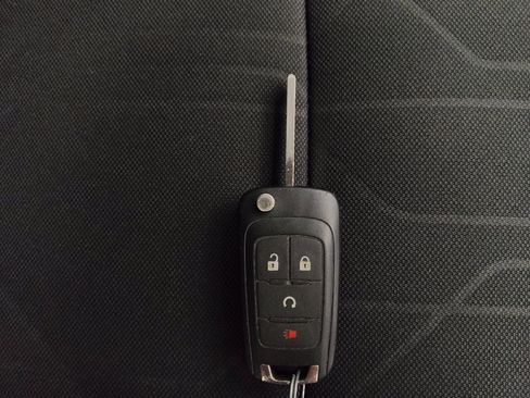Used 2017 Chevrolet Trax LT FWD image 32