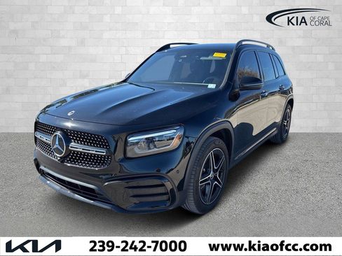 Used 2024 Mercedes-Benz GLB 250 image 1