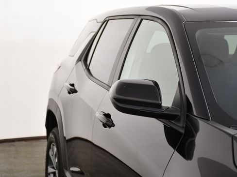 Used 2026 Chevrolet Equinox LT AWD/4WD image 14