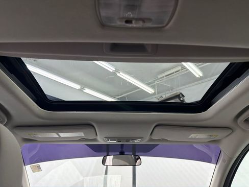 Used 2018 Honda HR-V EX image 22