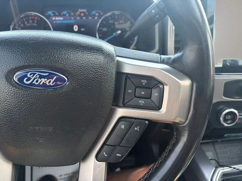 Used 2022 Ford F250 Platinum AWD/4WD image 19