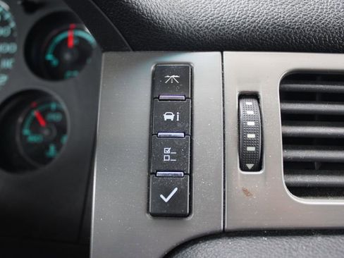 Used 2012 Chevrolet Silverado 2500 LTZ w/ LTZ Plus Package AWD/4WD image 30