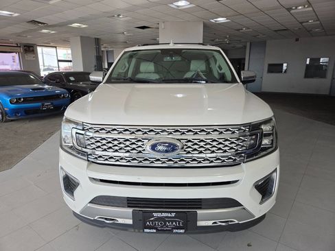 Used 2018 Ford Expedition Max Platinum image 2