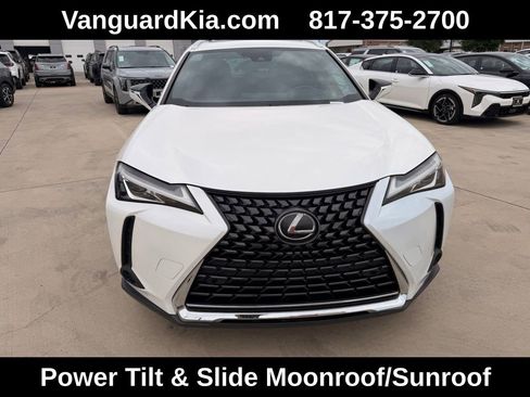 Used 2019 Lexus UX 200 w/ Accessory Package 2 FWD image 7