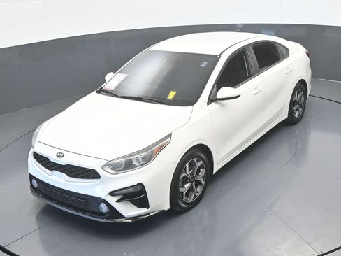 Used 2019 Kia Forte LXS image 41