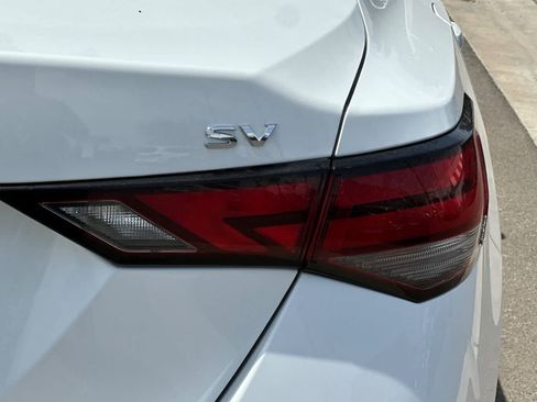 Used 2022 Nissan Sentra SV FWD image 32