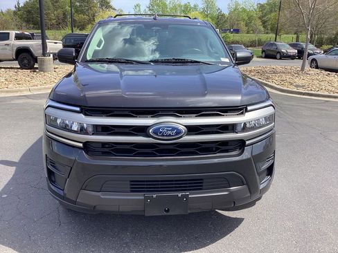 Used 2024 Ford Expedition Max XLT AWD/4WD image 4