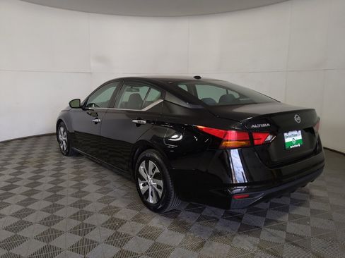 Used 2020 Nissan Altima 2.5 S FWD image 3
