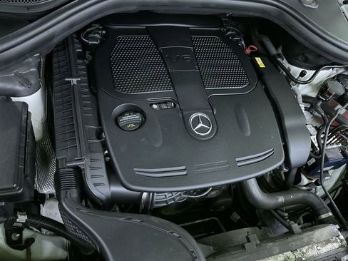 Used 2018 Mercedes-Benz GLE 350 4MATIC image 31