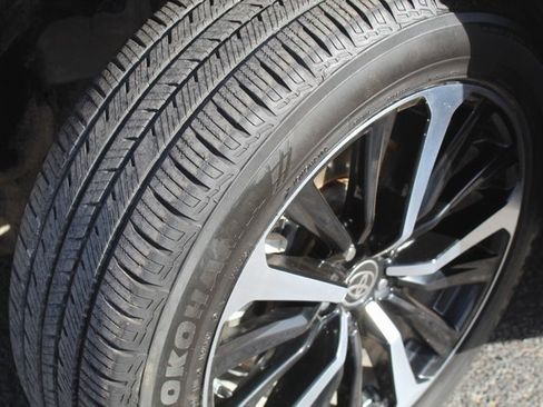 Used 2021 Toyota Highlander XSE image 14