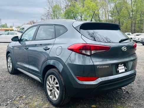 Used 2017 Hyundai Tucson SE image 2