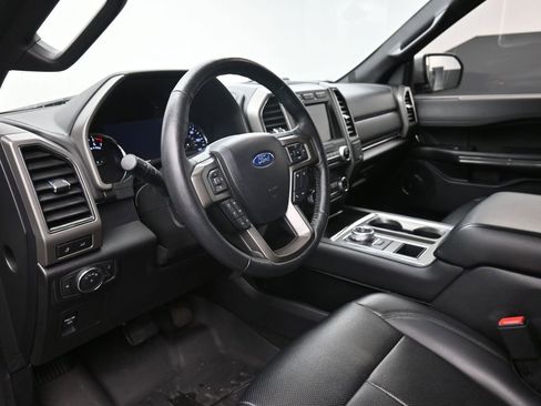 Used 2020 Ford Expedition XLT w/ Equipment Group 202A image 18