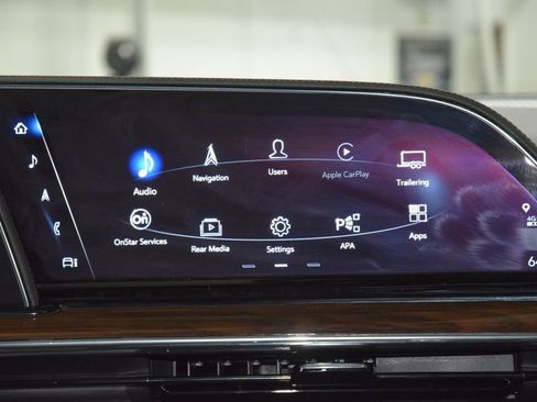 Used 2024 Cadillac Escalade ESV Premium Luxury Platinum AWD/4WD image 32