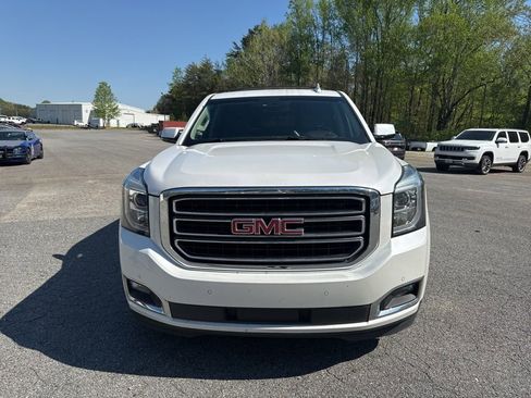 Used 2017 GMC Yukon XL SLT w/ Open Road Package image 5