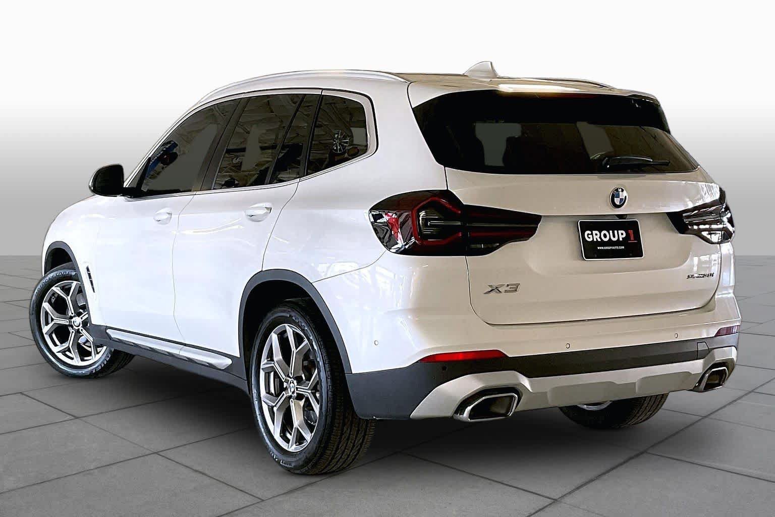 Used 2024 BMW X3 sDrive30i w/ Convenience Package RWD image 11