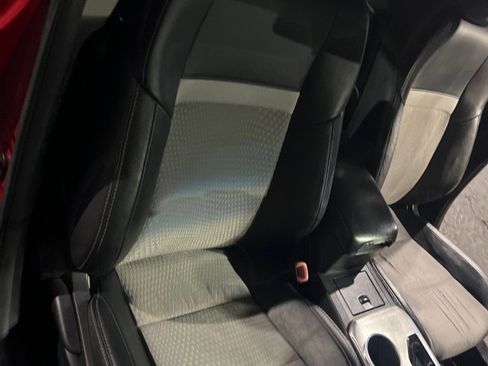 Used 2012 Toyota Camry SE image 19