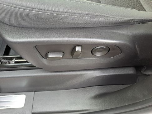 Used 2023 GMC Sierra 1500 Elevation image 14