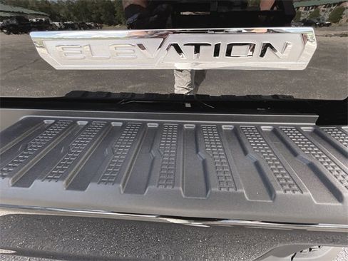 New 2026 GMC Sierra 1500 Elevation image 32