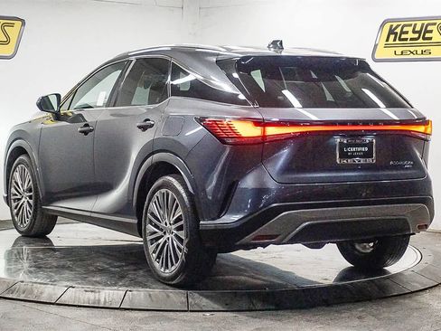 Used 2024 Lexus RX 450h Luxury w/ Convenience Package image 2