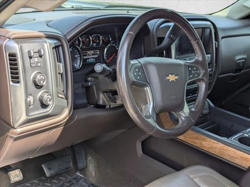 Used 2015 Chevrolet Silverado 2500 LTZ image 9
