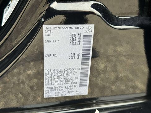 Used 2025 Nissan Altima 2.5 SV FWD image 18