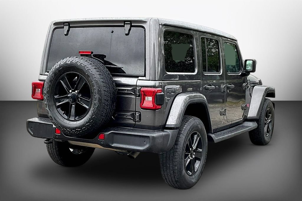 Used 2021 Jeep Wrangler Unlimited Sahara AWD/4WD image 6