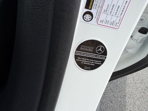 Certified 2024 Mercedes-Benz GLE 350 4MATIC image 31