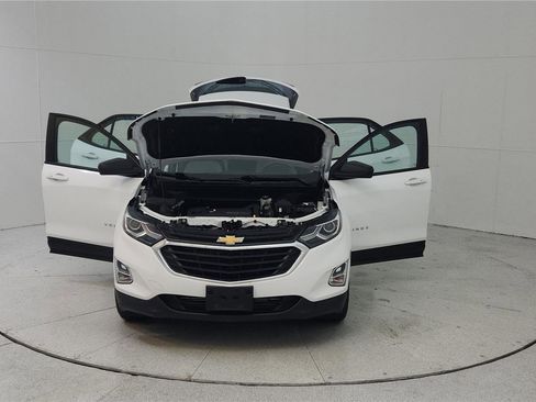 Used 2021 Chevrolet Equinox LS FWD image 10