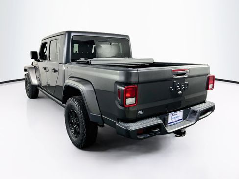 Used 2023 Jeep Gladiator Sport AWD/4WD image 7