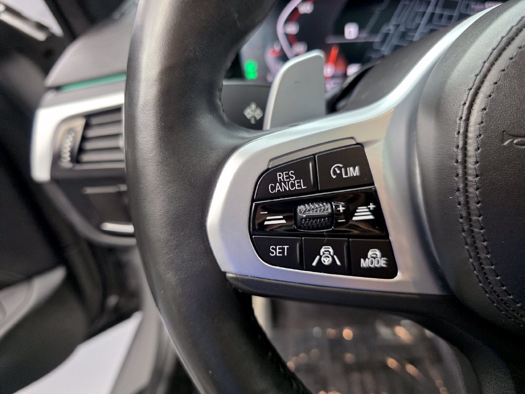 Used 2021 BMW M550i xDrive AWD/4WD image 19