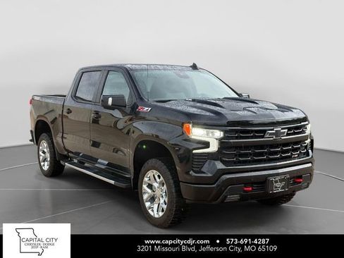 Used 2024 Chevrolet Silverado 1500 LT Trail Boss w/ LT Trail Boss Premium Package AWD/4WD image 1