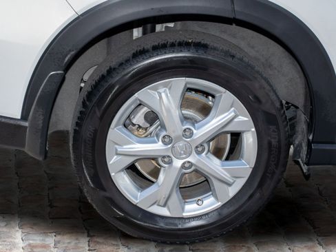 Certified 2025 Honda HR-V LX image 40