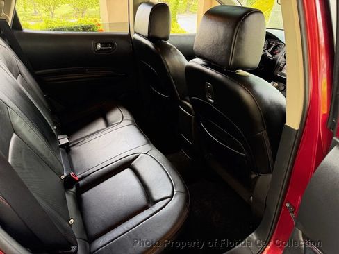 Used 2012 Nissan Rogue SL FWD image 29