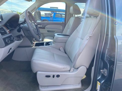 Used 2011 Chevrolet Silverado 3500 LTZ AWD/4WD image 10