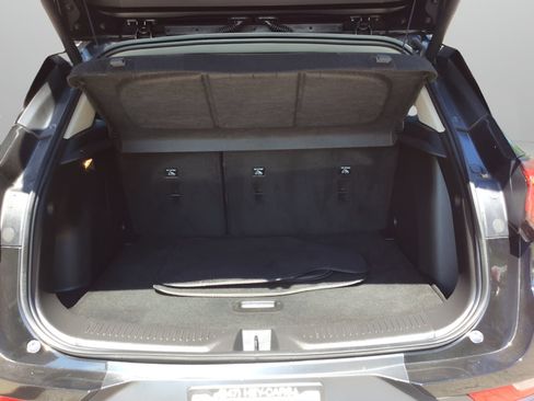 Used 2022 Buick Encore GX Essence w/ Experience Buick Package FWD image 13