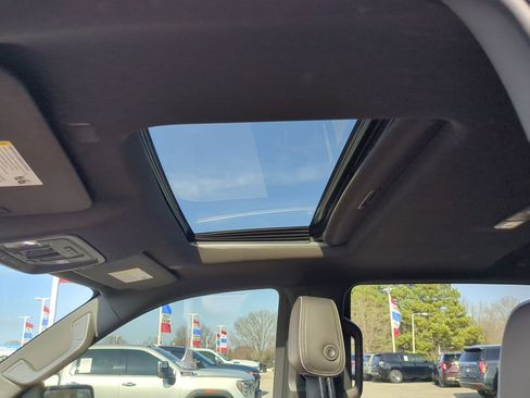 Used 2023 GMC Sierra 1500 Denali w/ Denali Reserve Package image 21