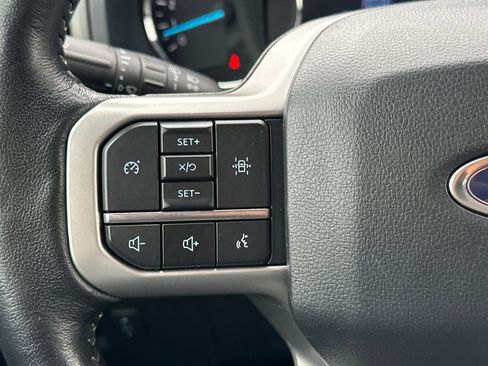 Used 2024 Ford Expedition Max XLT image 33