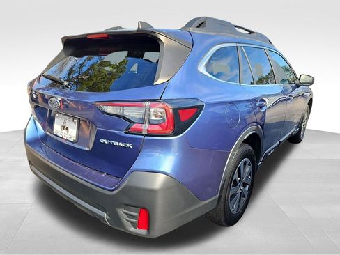 Used 2021 Subaru Outback Premium image 7