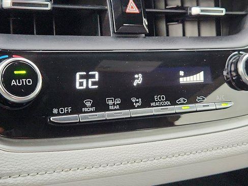 Certified 2020 Toyota Corolla SE FWD image 23