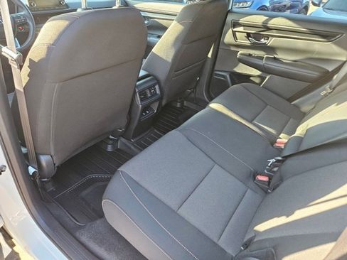 Used 2024 Honda CR-V Sport image 11