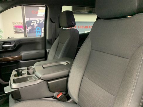 Used 2019 GMC Sierra 1500 SLE image 8