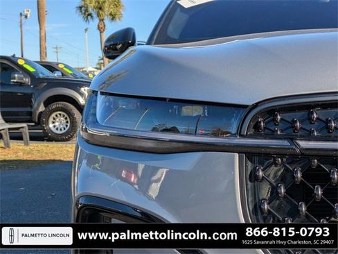 Certified 2024 Lincoln Nautilus Reserve w/ Equipment Group 203A image 10