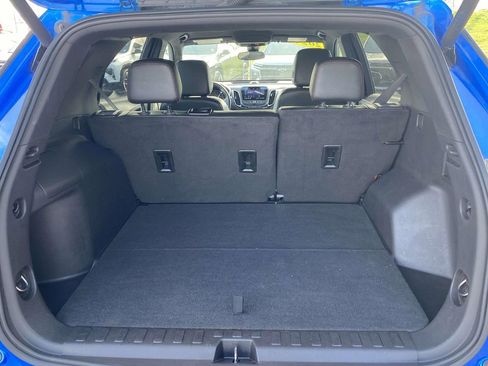 Used 2024 Chevrolet Equinox RS w/ RS Leather Package image 8