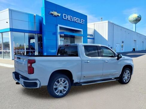 New 2026 Chevrolet Silverado 1500 High Country AWD/4WD image 3