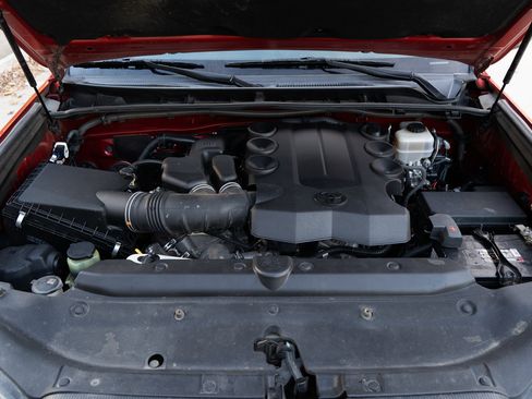 Used 2016 Toyota 4Runner Limited image 50