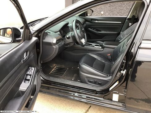Used 2020 Nissan Altima 2.5 SL FWD image 8