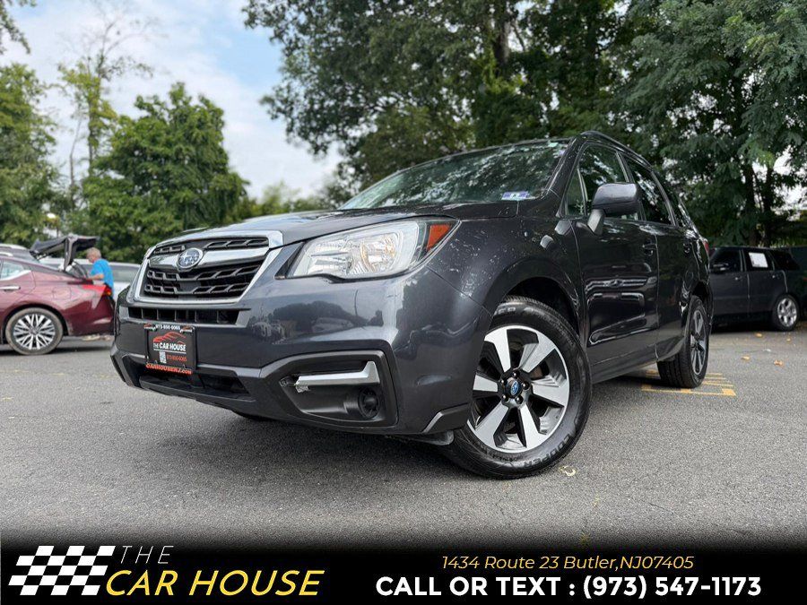 Used 2017 Subaru Forester 2.5i Premium w/ All-Weather Package AWD/4WD image 2